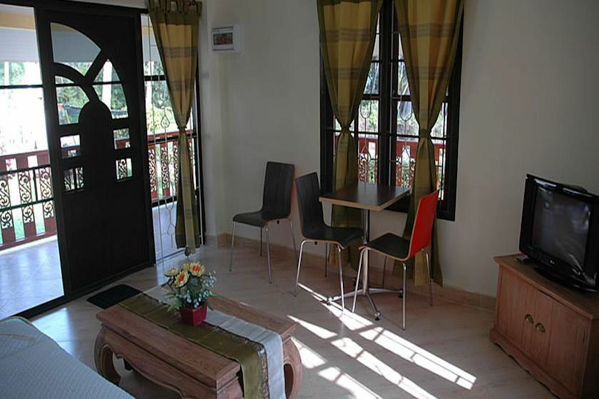 Apple Bungalows Bang Saphan Exterior photo